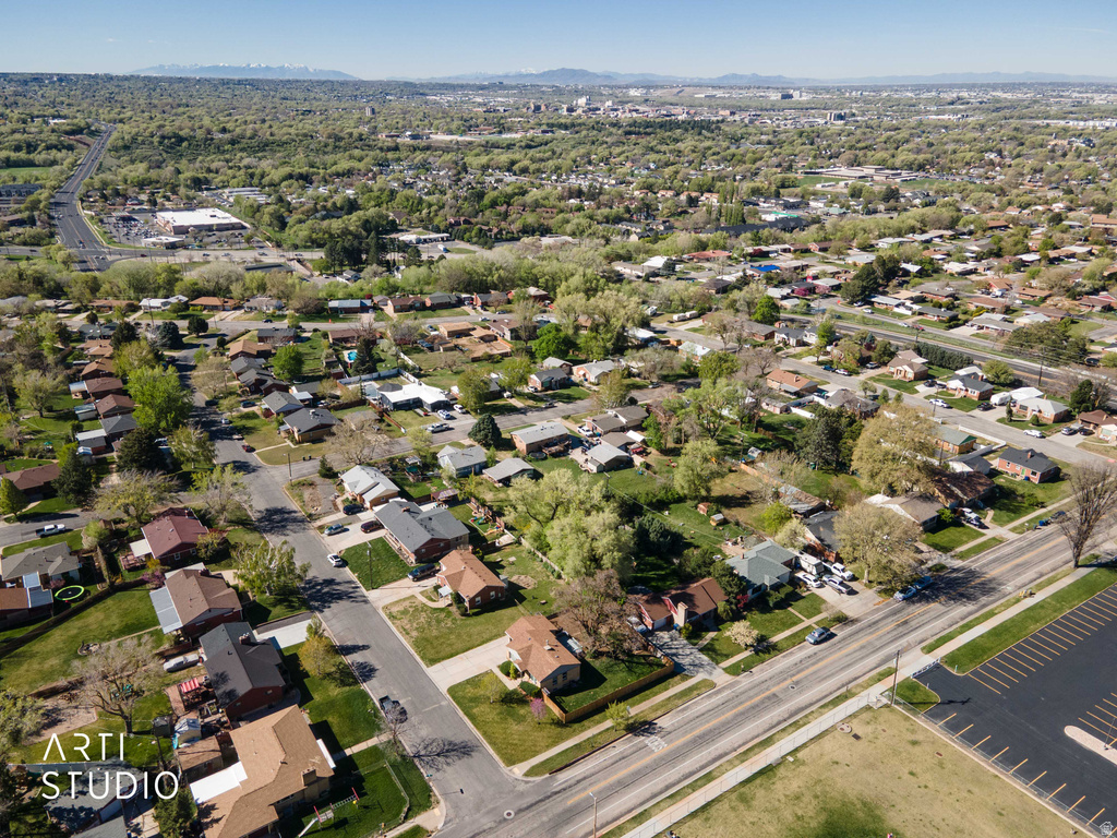 907 S TYLER AVE Ogden, UT 84404