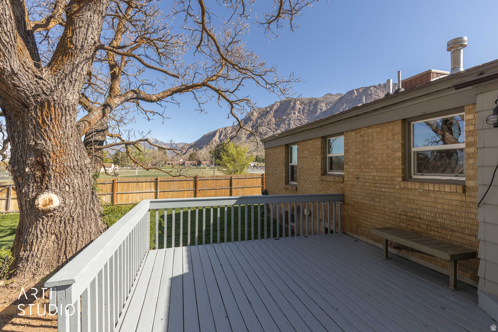 907 S TYLER AVE Ogden, UT 84404