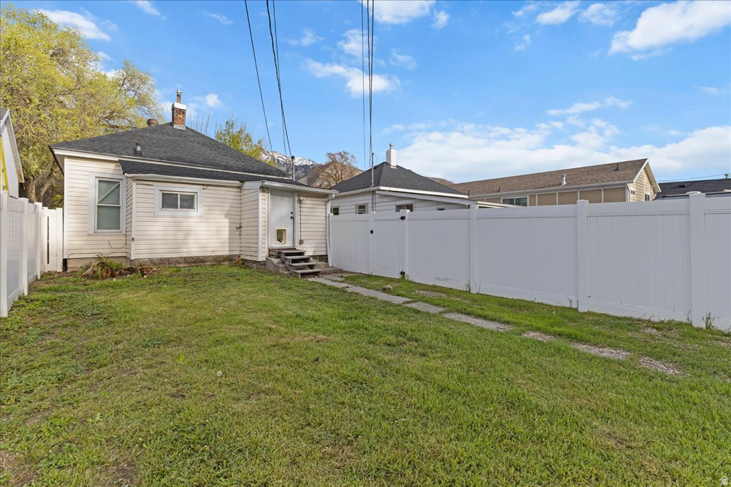 2229 JACKSON AVE Ogden, UT 84401