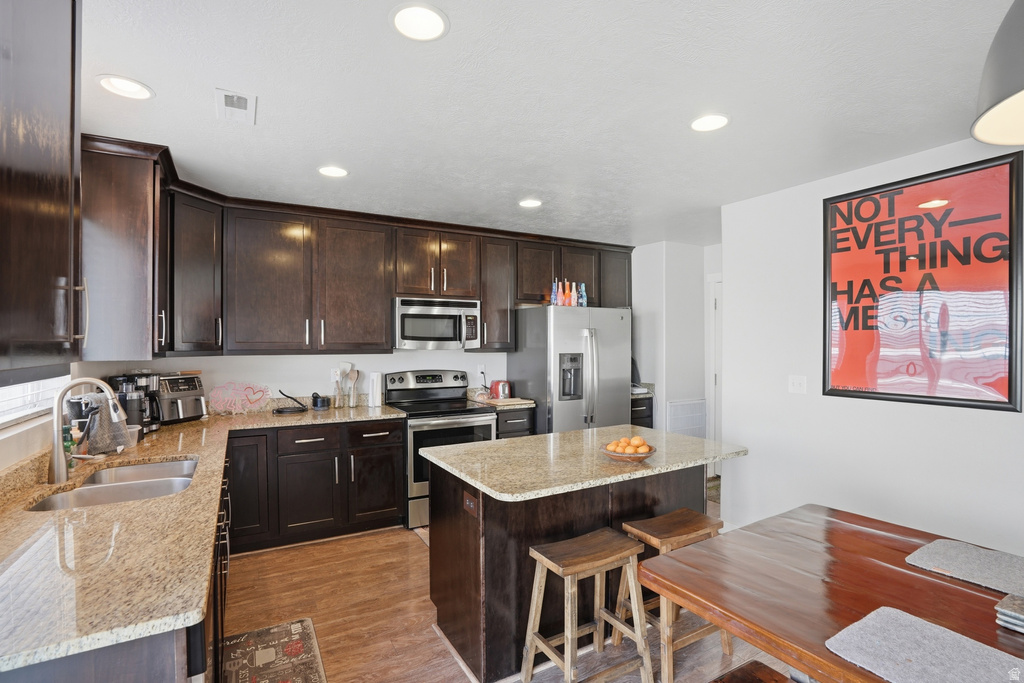 1049 W STONEHAVEN DR North Salt Lake, UT 84054