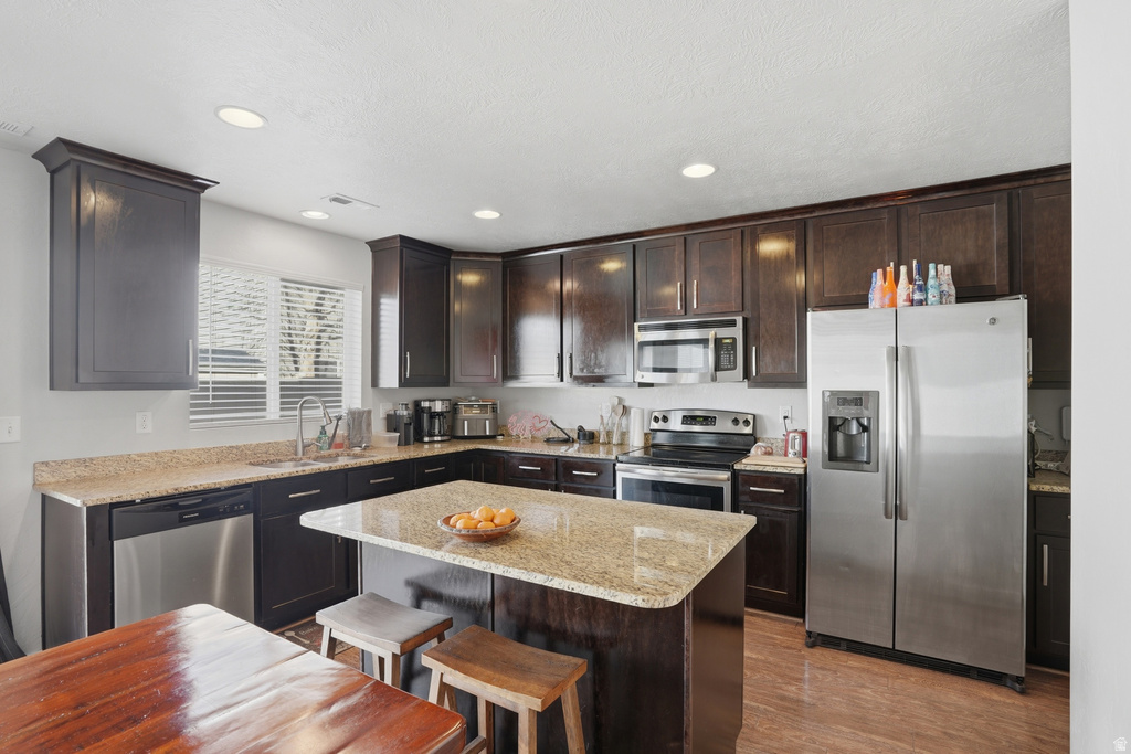 1049 W STONEHAVEN DR North Salt Lake, UT 84054