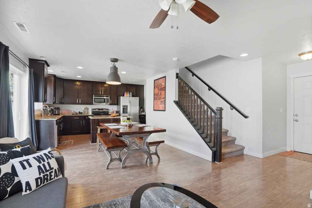 1049 W STONEHAVEN DR North Salt Lake, UT 84054