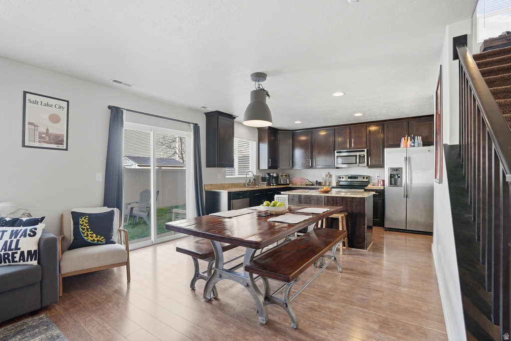 1049 W STONEHAVEN DR North Salt Lake, UT 84054