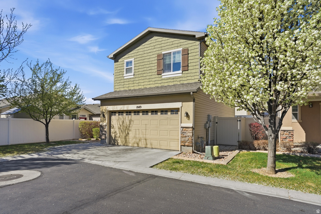 1049 W STONEHAVEN DR North Salt Lake, UT 84054