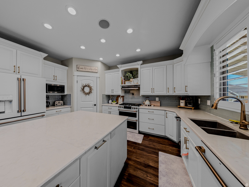 5830 N BELMONT DR. Mountain Green, UT 84050