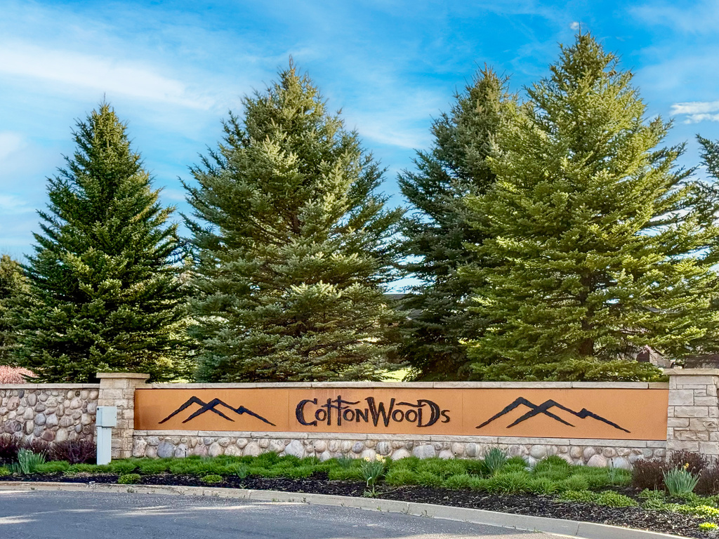 5830 N BELMONT DR. Mountain Green, UT 84050