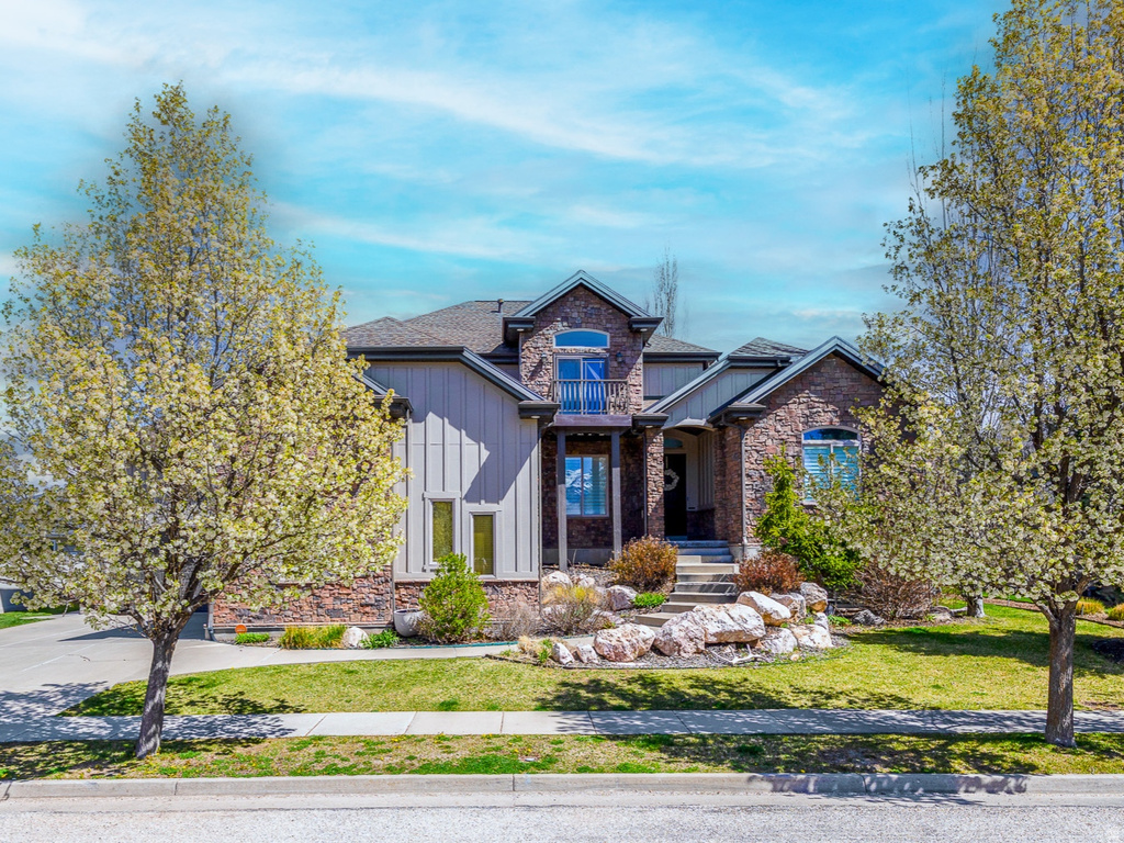 5830 N BELMONT DR. Mountain Green, UT 84050