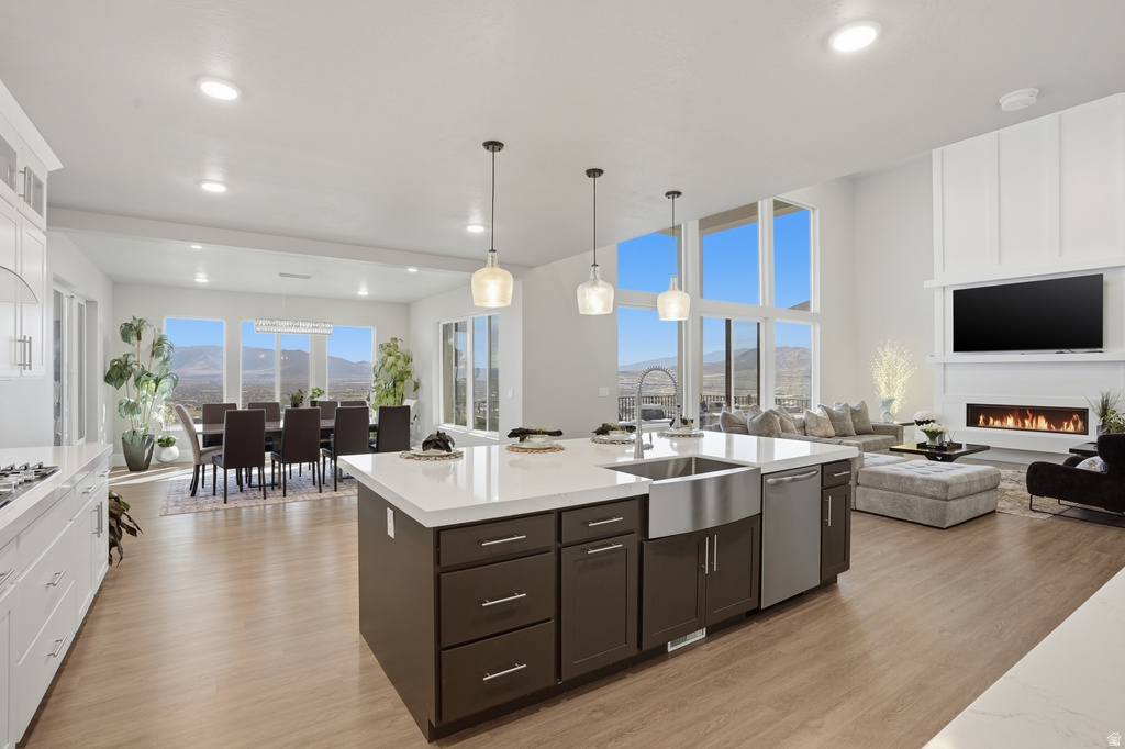 4197 N AUTUMN WOOD CIR Lehi, UT 84048