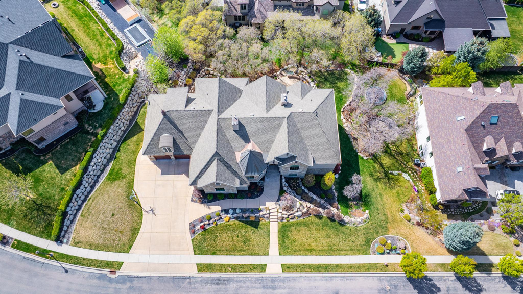 10493 N IVERSON LN Highland, UT 84003