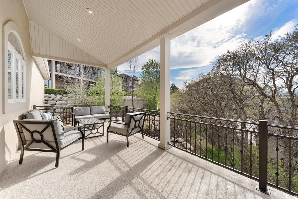 10493 N IVERSON LN Highland, UT 84003