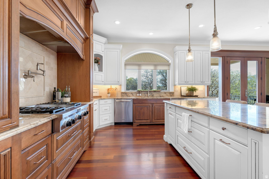 10493 N IVERSON LN Highland, UT 84003