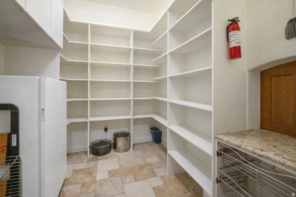 10493 N IVERSON LN Highland, UT 84003