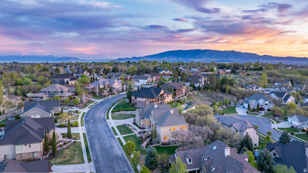 10493 N IVERSON LN Highland, UT 84003