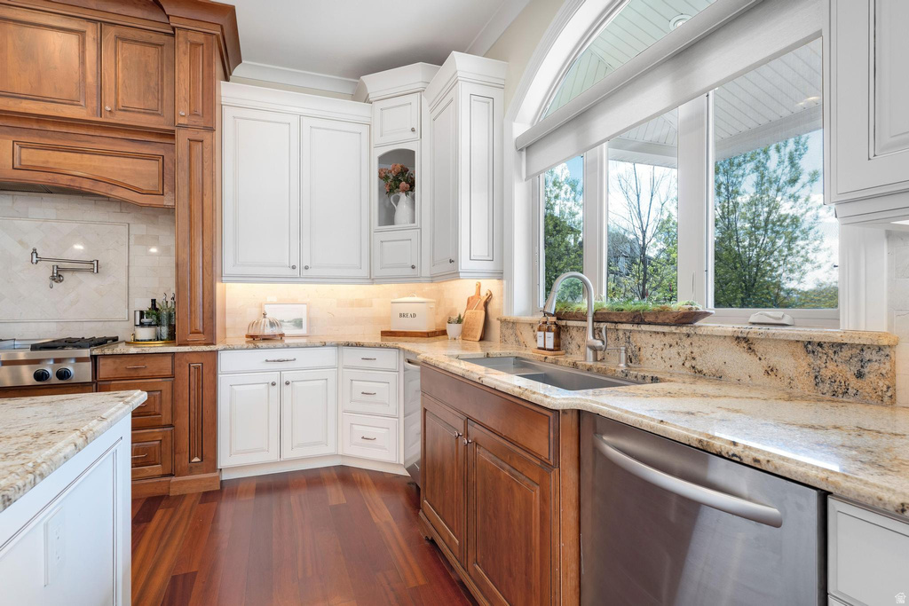 10493 N IVERSON LN Highland, UT 84003