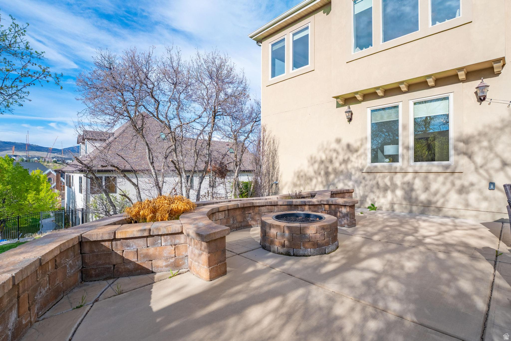 10493 N IVERSON LN Highland, UT 84003