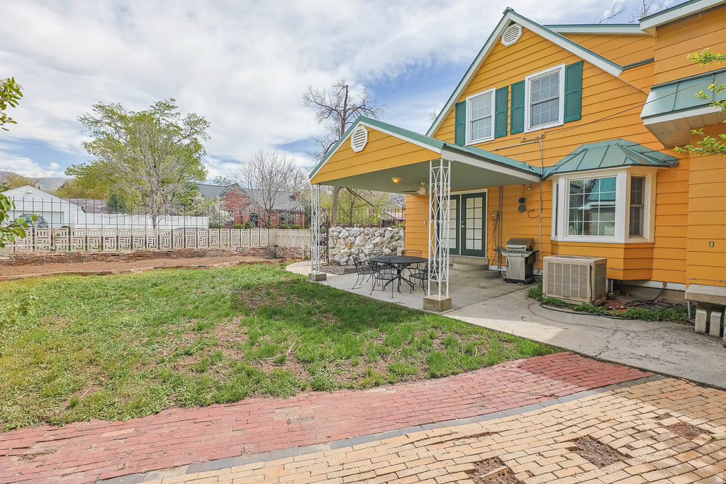 1445 E STRATFORD AVE Salt Lake City, UT 84106