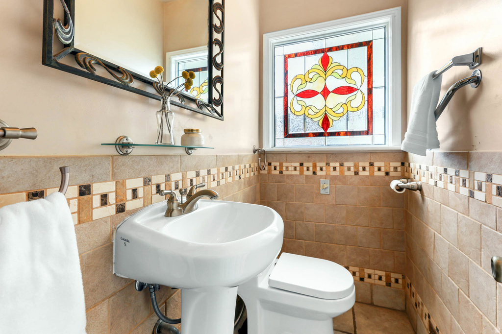 1445 E STRATFORD AVE Salt Lake City, UT 84106