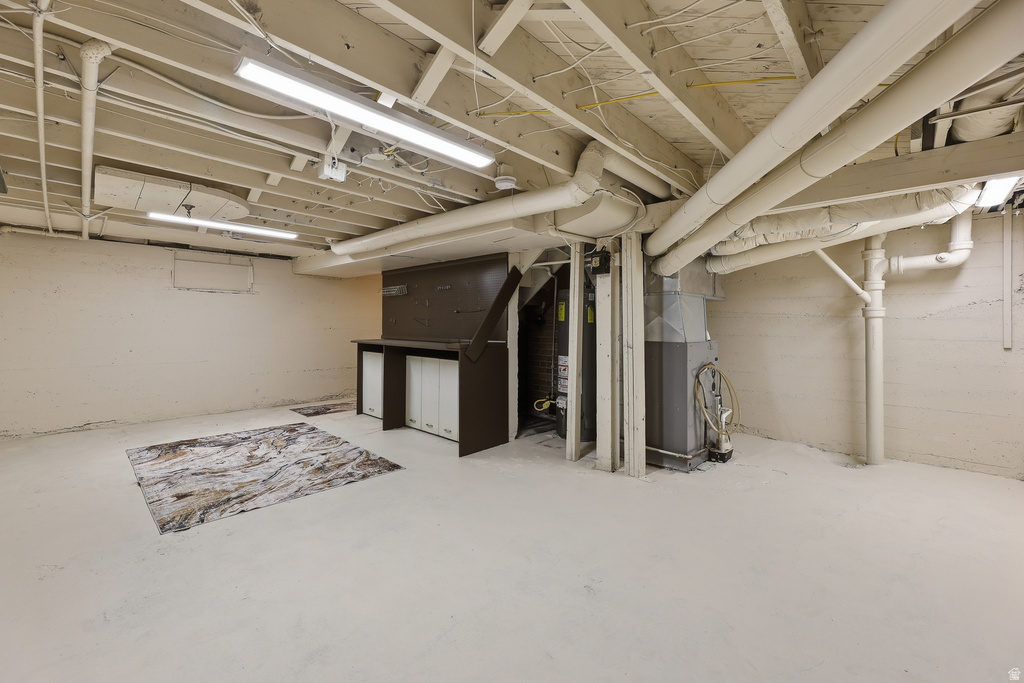 1445 E Stratford Ave — photo 40