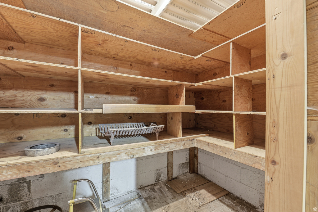 1445 E Stratford Ave — photo 43