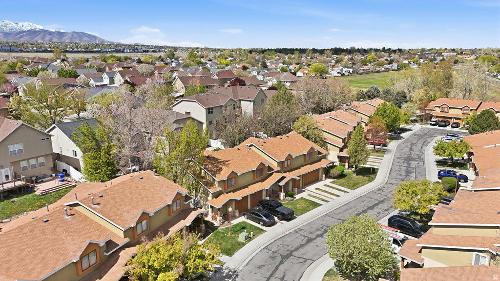 6672 S PINES WAY West Jordan, UT 84084