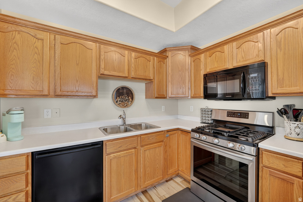 6672 S PINES WAY West Jordan, UT 84084