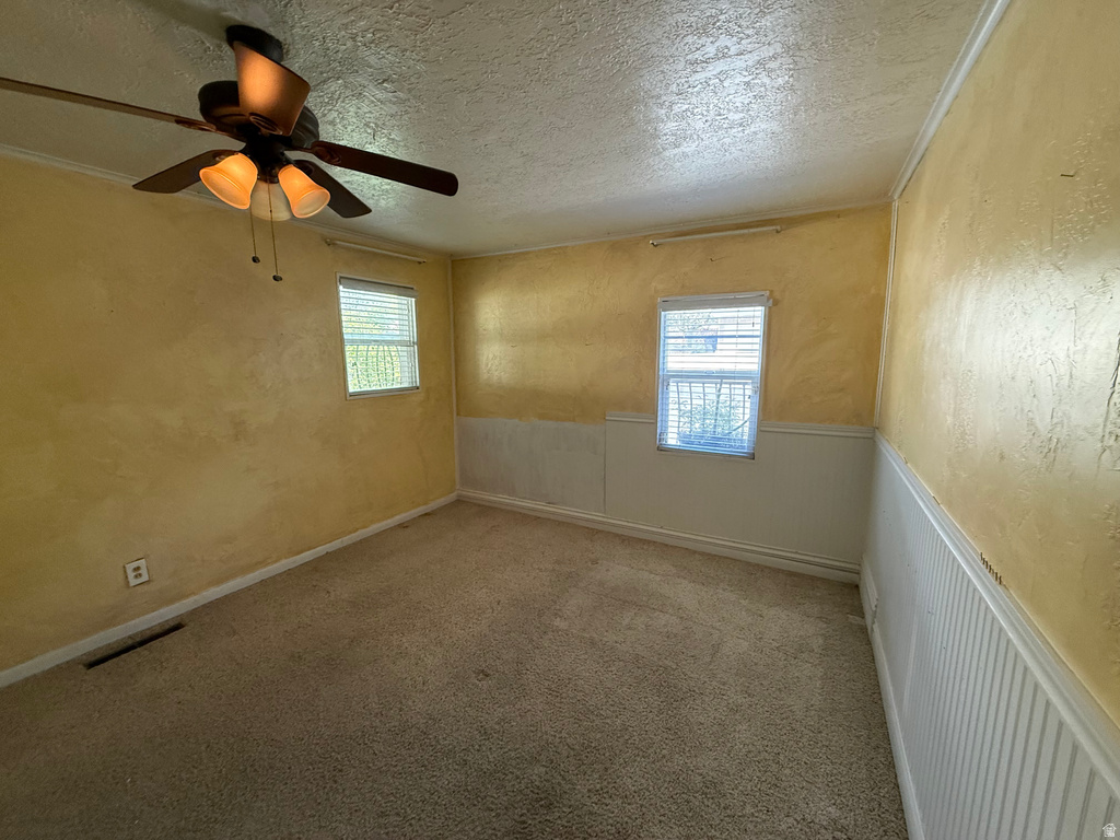 1048 E 2750 N North Ogden, UT 84414