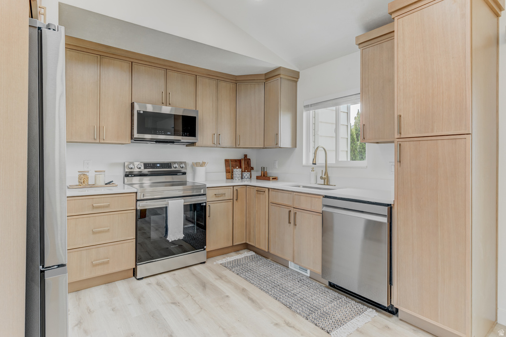 2567 N 1450 E Layton, UT 84040