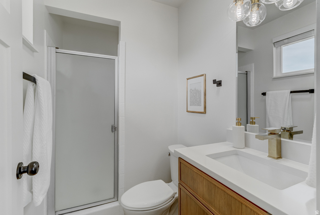 2567 N 1450 E Layton, UT 84040