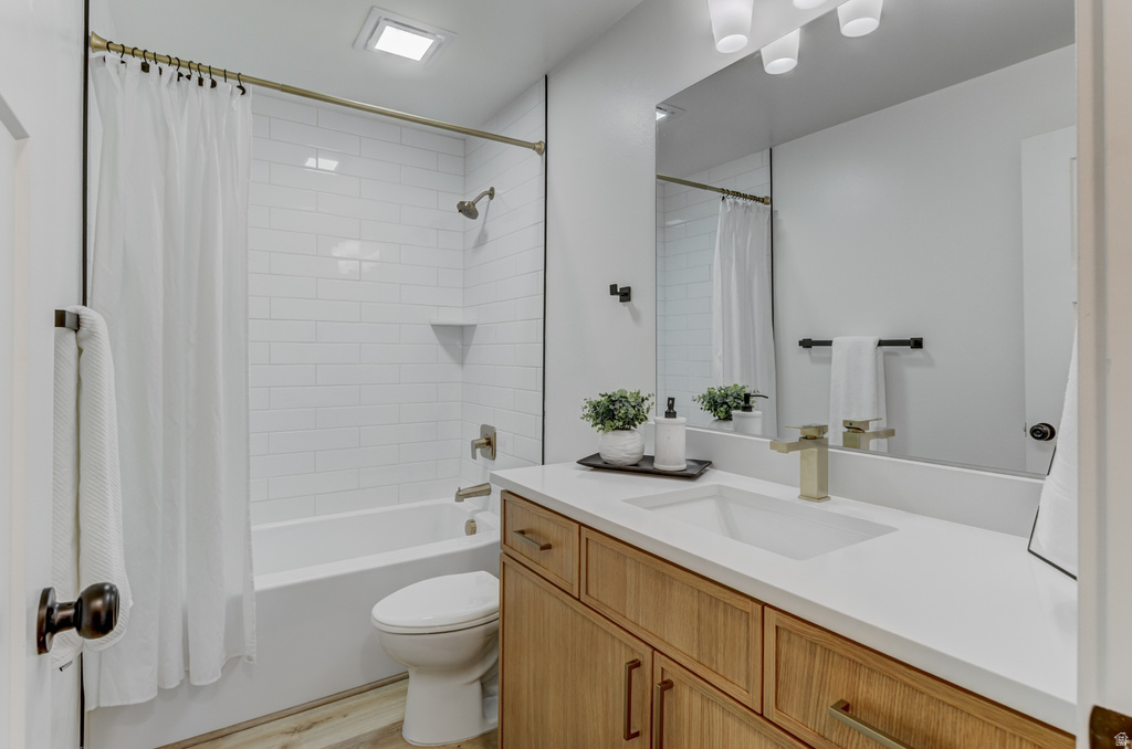 2567 N 1450 E Layton, UT 84040