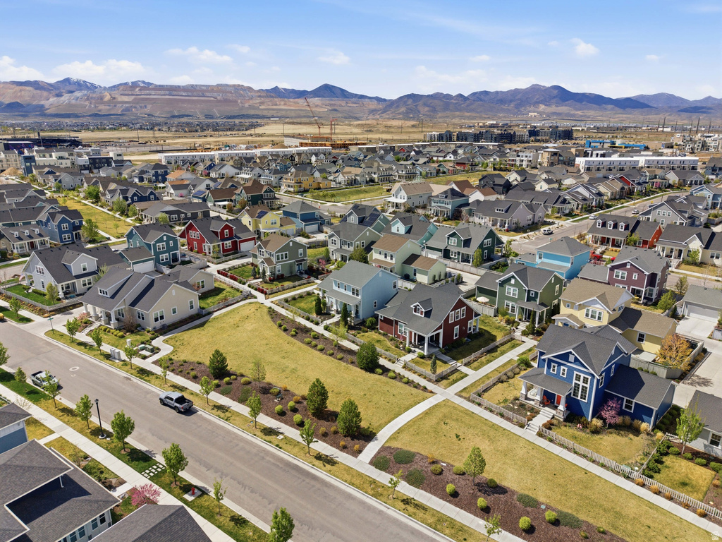 5152 W MELLOW WAY South Jordan, UT 84009