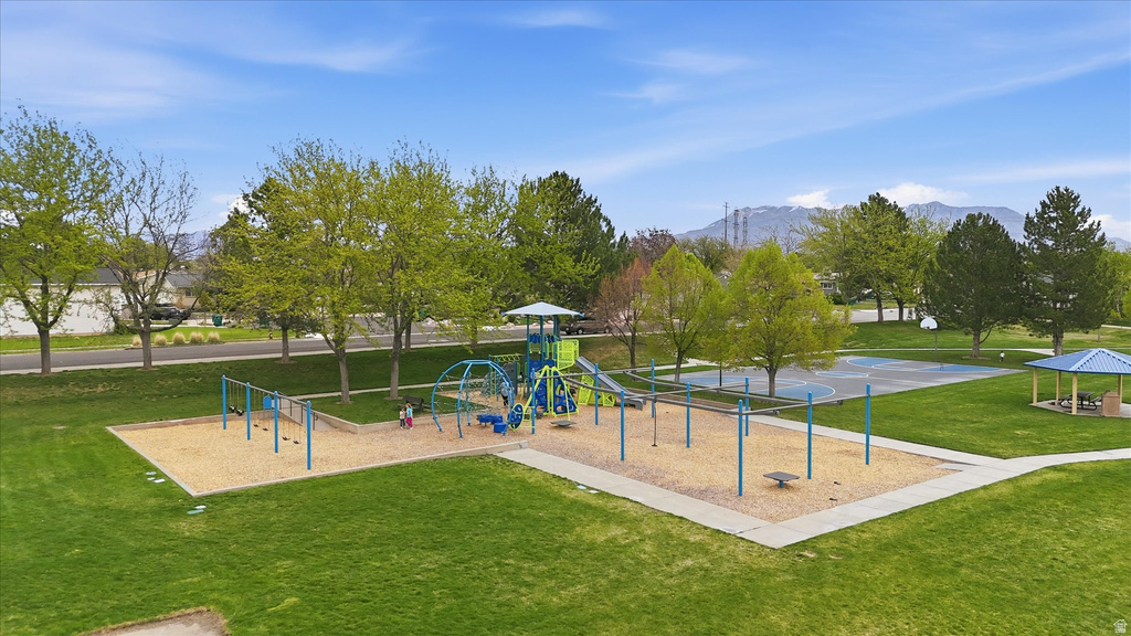 1115 S 1425 W Clearfield, UT 84015