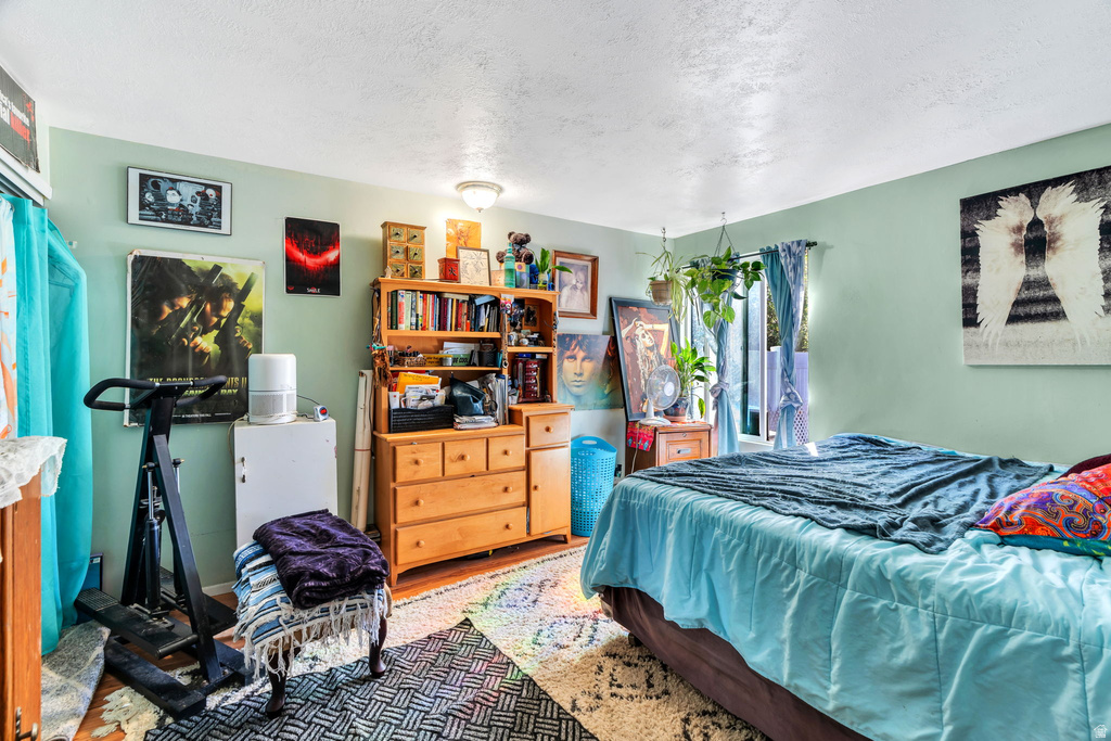 1461 W GILLESPIE AVE Salt Lake City, UT 84104