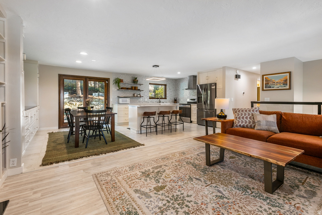 2555 E CHALET RD Cottonwood Heights, UT 84093