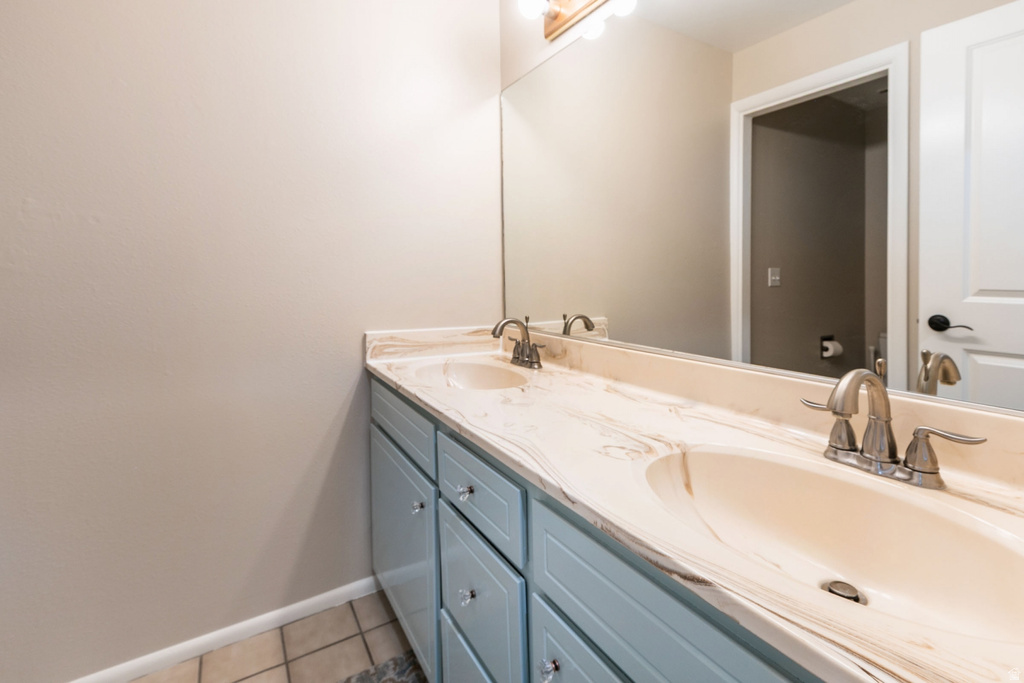 2555 E CHALET RD Cottonwood Heights, UT 84093