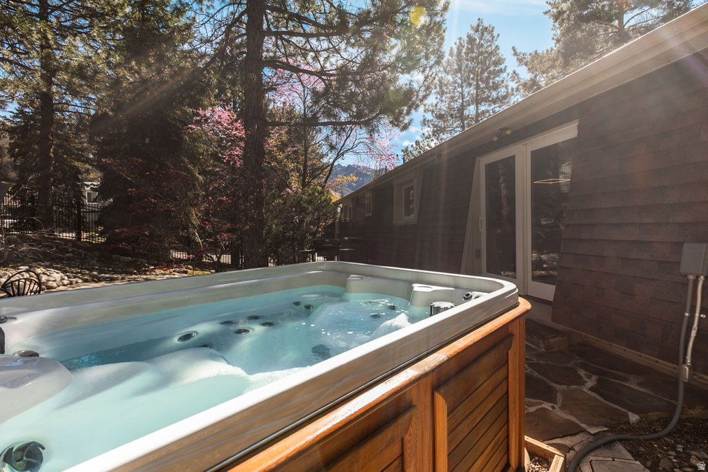 2555 E CHALET RD Cottonwood Heights, UT 84093