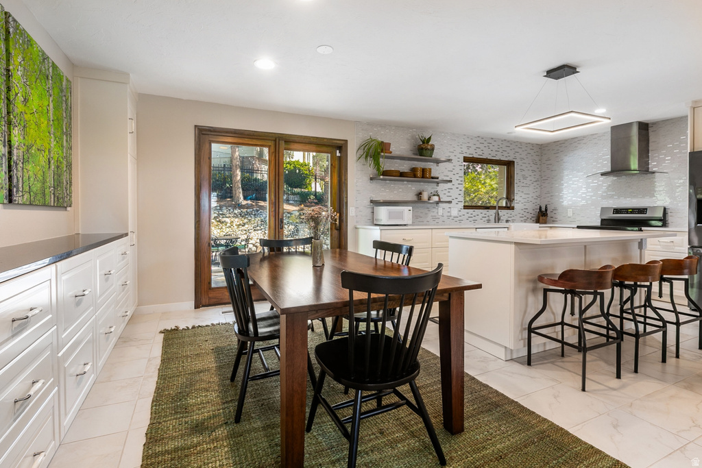 2555 E CHALET RD Cottonwood Heights, UT 84093