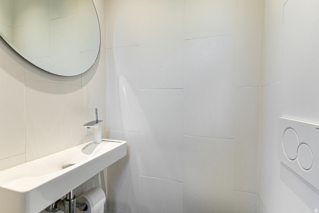 189 N R AVE Salt Lake City, UT 84103