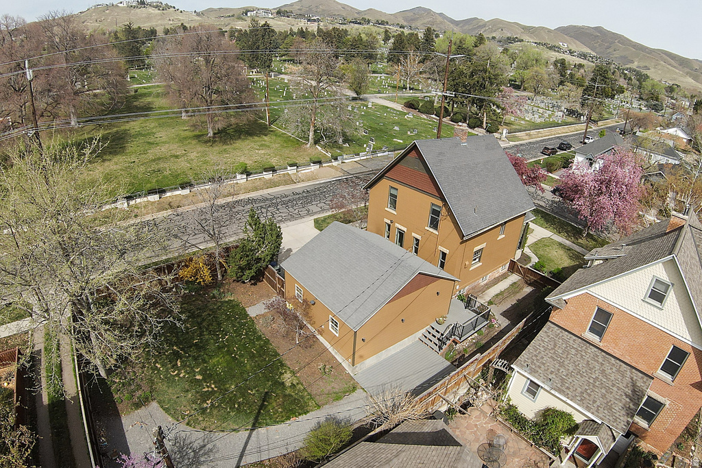 189 N R AVE Salt Lake City, UT 84103