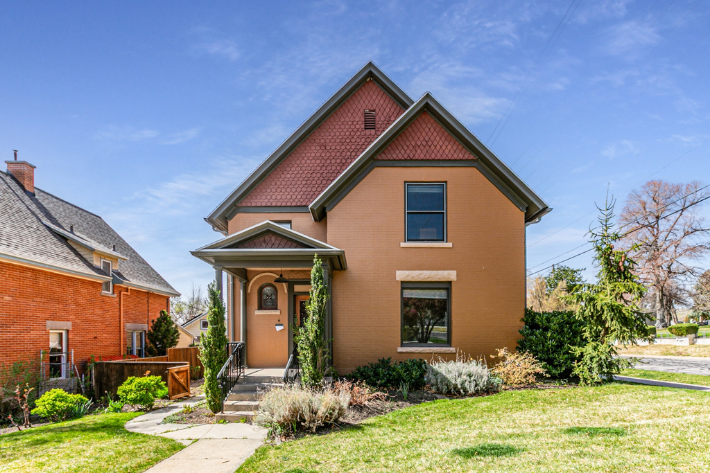 189 N R AVE Salt Lake City, UT 84103