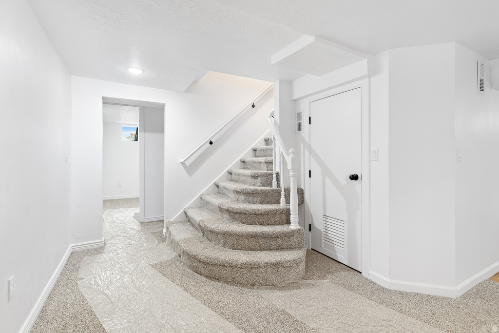 1470 E DARLING ST Ogden, UT 84403