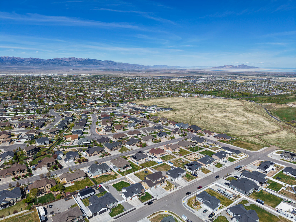 348 S 1430 E Tooele, UT 84074