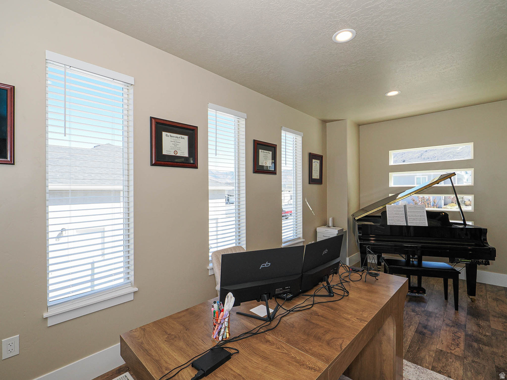 348 S 1430 E Tooele, UT 84074