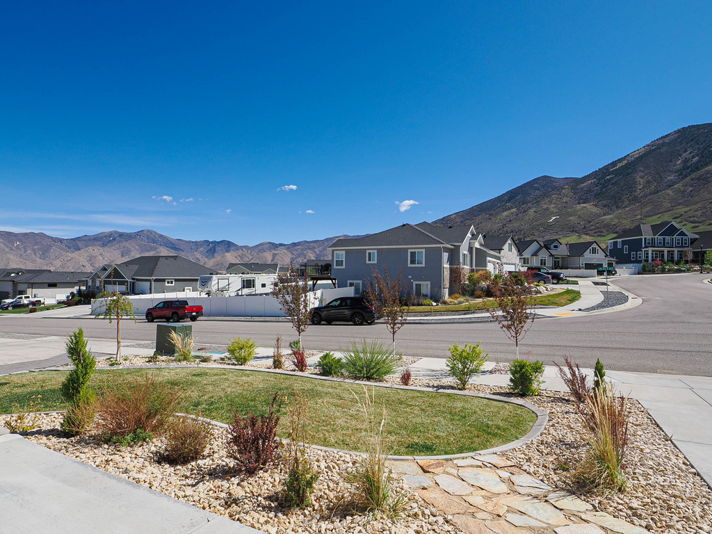 348 S 1430 E Tooele, UT 84074