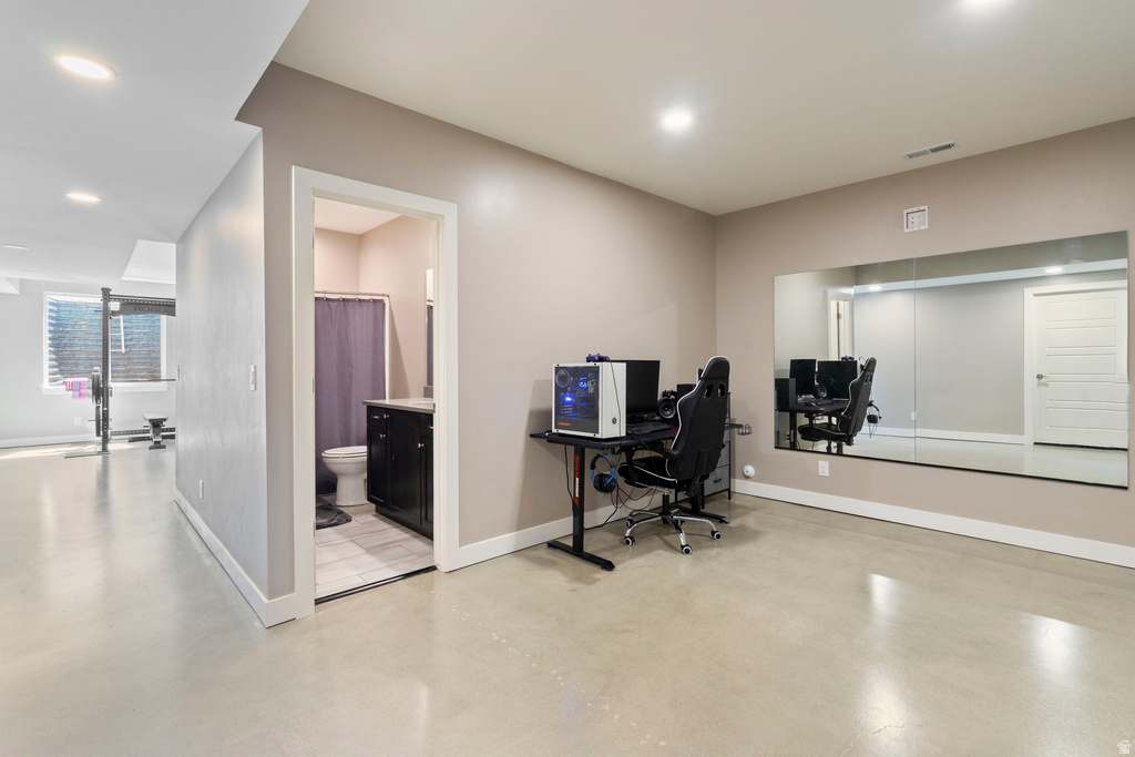 1437 E HOLLYHOCK CT Layton, UT 84040