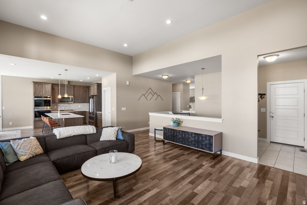 1437 E HOLLYHOCK CT Layton, UT 84040