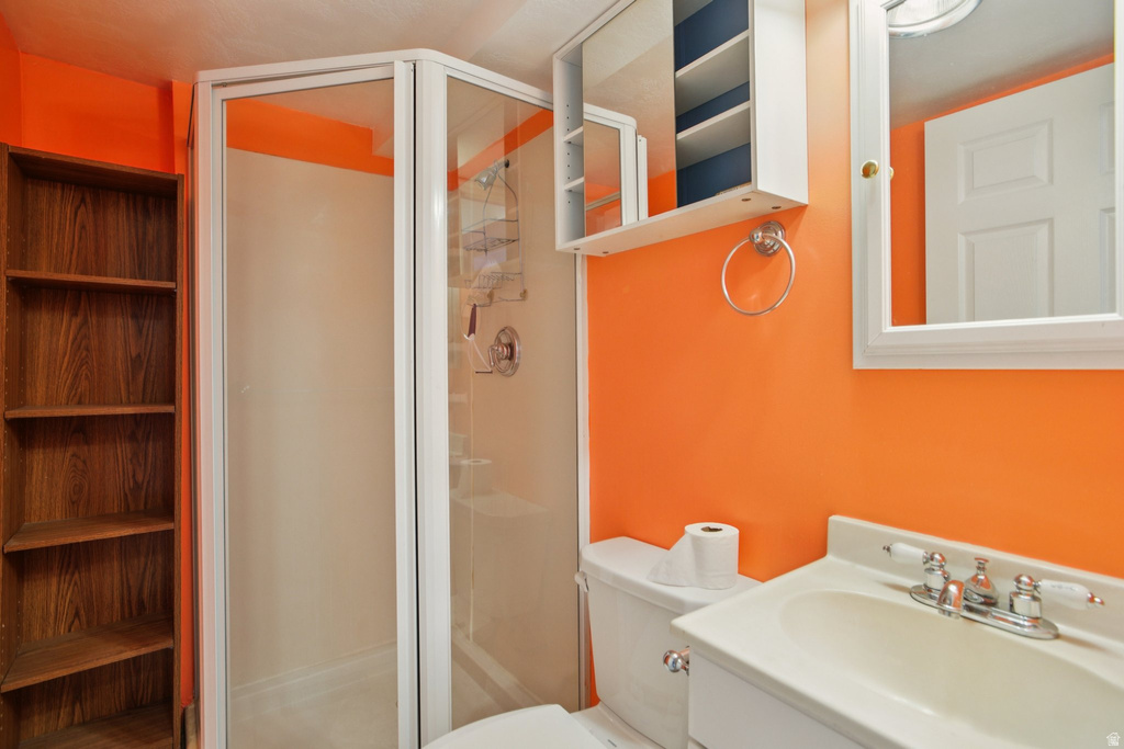 3073 E STRATTON DR Holladay, UT 84117