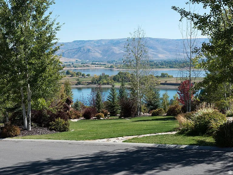 View photos for 5104 E Whispering Pines Ln 5104 E Whispering Pines Ln