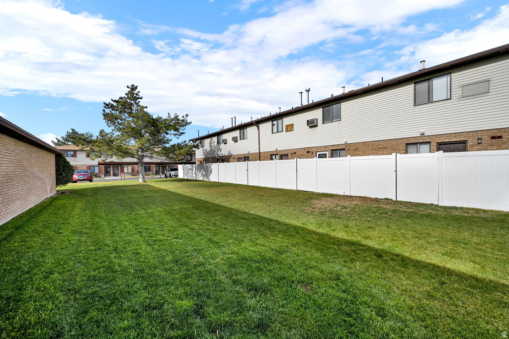 3681 S 1950 ST #32 West Valley City, UT 84119