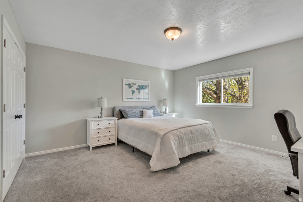 2587 SILVER CREEK DR Riverton, UT 84065