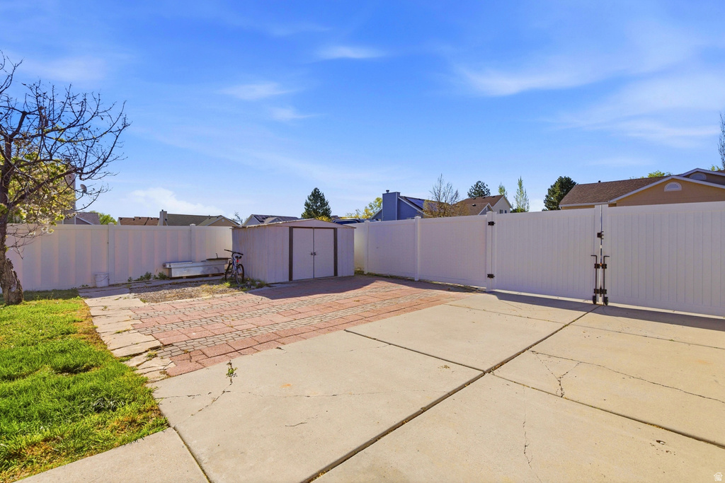 3339 S HUNTER FARM WAY West Valley City, UT 84128